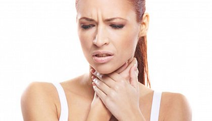 Как лечиться, когда болит горло и нет голоса